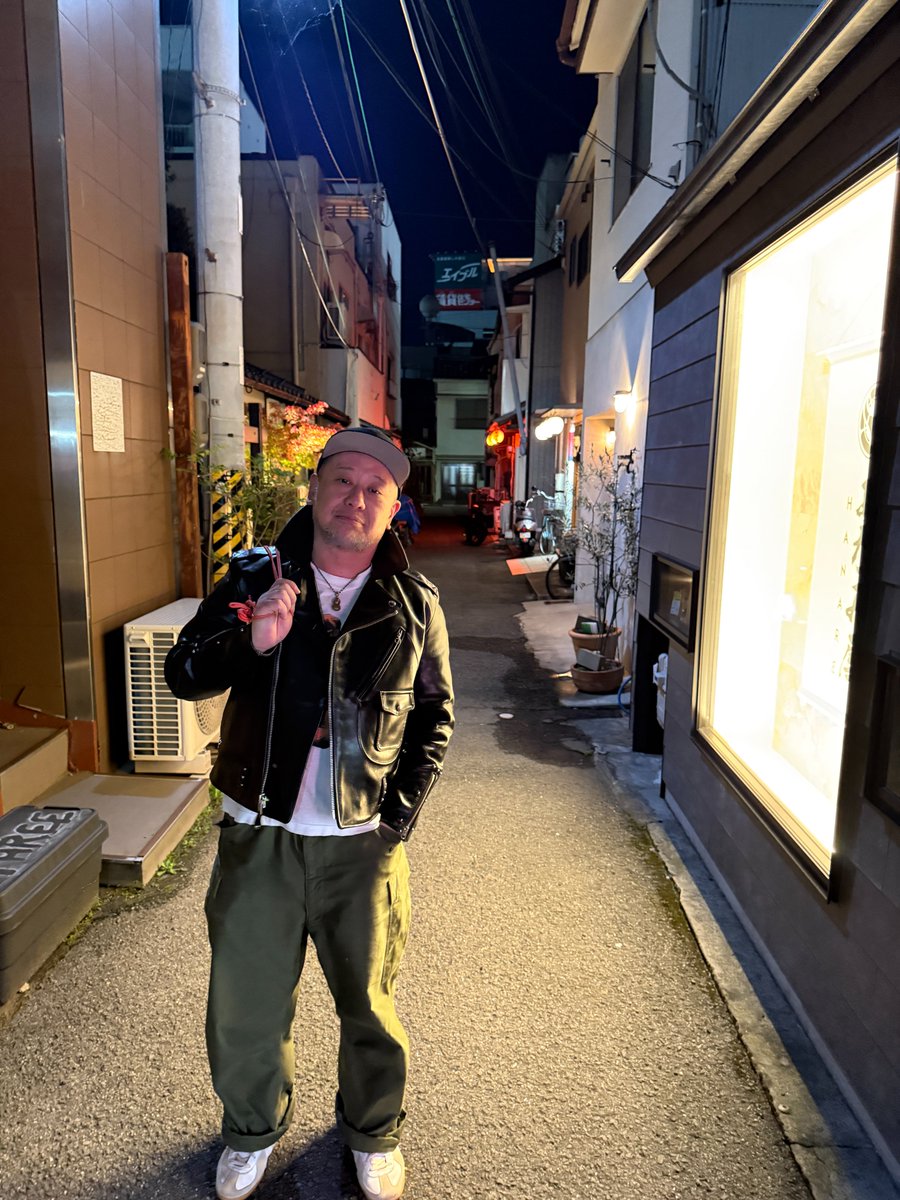 bsa_kenkoba's tweet photo. 昨日 #ケンコバ さんが訪れたのは
和歌山県和歌山市
歓楽街をそぞろ歩き
山ふたりというお店にて喉を濡らす
派手さもなくいつもと変わらぬ平常運転
見逃した方は #TVer などでよろしくどうぞ😎
https://t.co/mPMksmWhKA
#ケンコバのほろ酔いビジホ泊 全国版
#BS朝日 https://t.co/lzIVCFDUxM