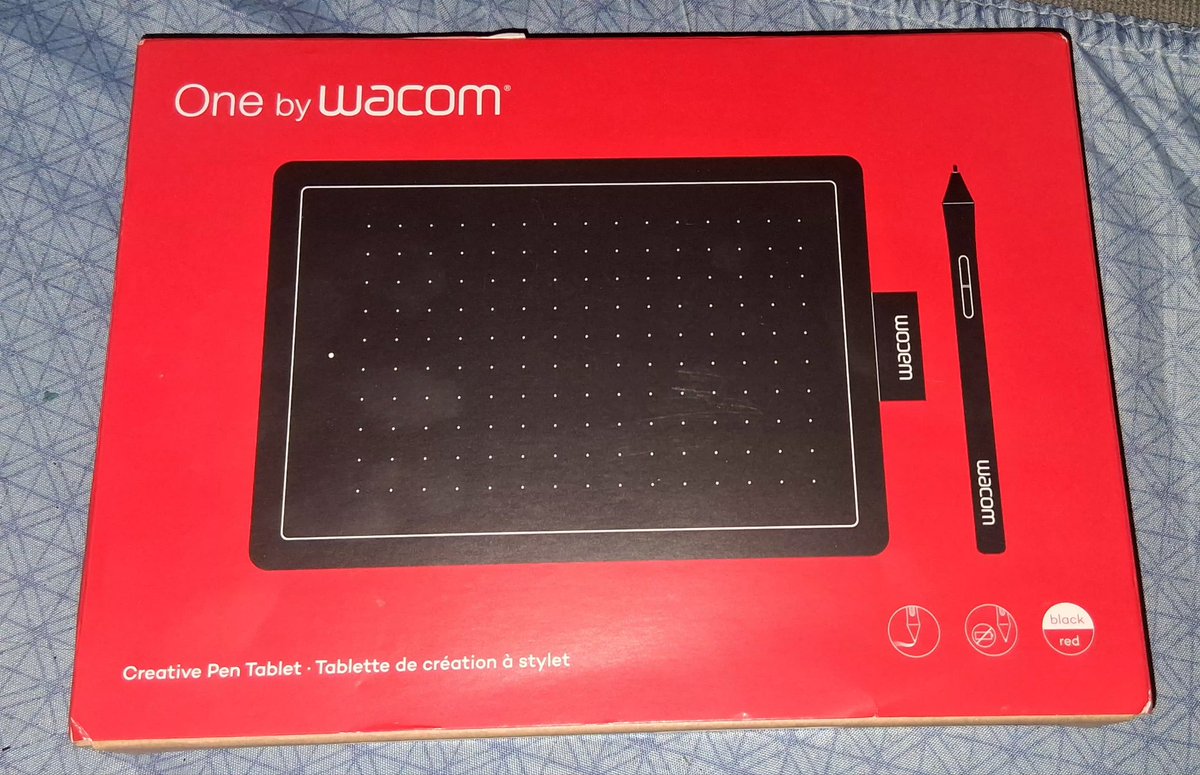 Bom dia gente! Olha quem chegou ❤️ obrigado pela ajuda gente, finalmente vou voltar a desenhar, foram pouquinhos dias sem poder desenhar mas parece que foi muito mais. Estou sem palavras para agradecer esse momento, sou muito grato a isso ❤️😭