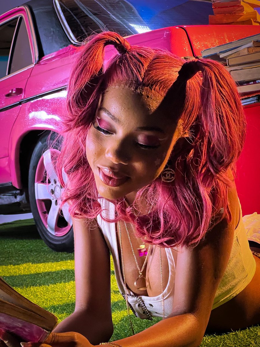 Therealljainy's tweet image. 💗✨ BIRTHDAY BARBIE MODE ✨💗
Stepping into my new year softer, brighter, and covered in all this pink magic. Every chapter teaches me, refines me, and reminds me that I’m built for everything I dream of. 
Today I celebrate growth, grace, and the woman I’m becoming. 
Cheers to…