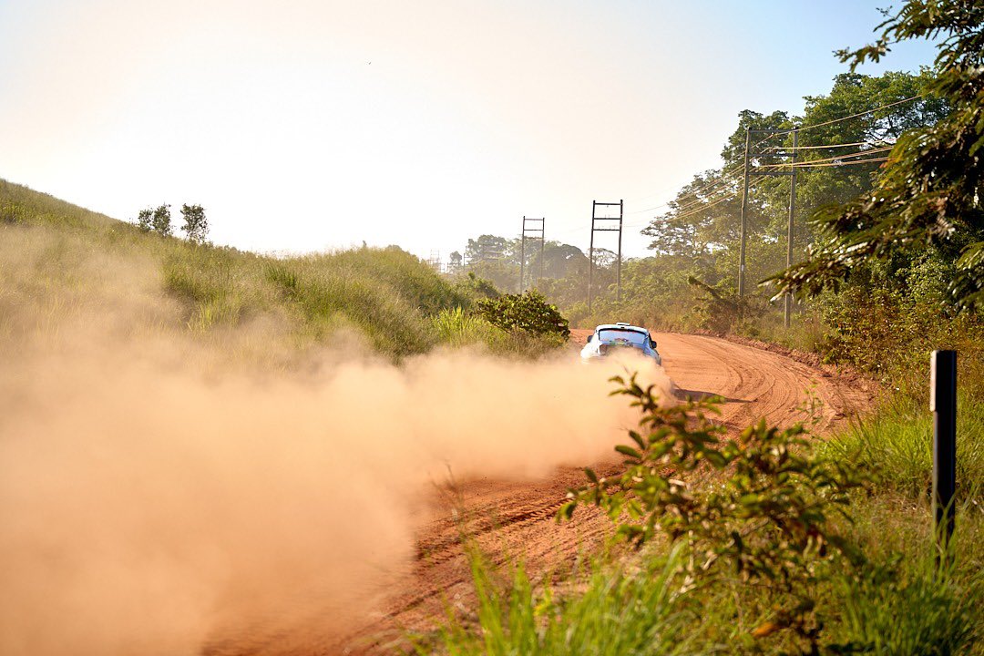 Base Titanium tweet media