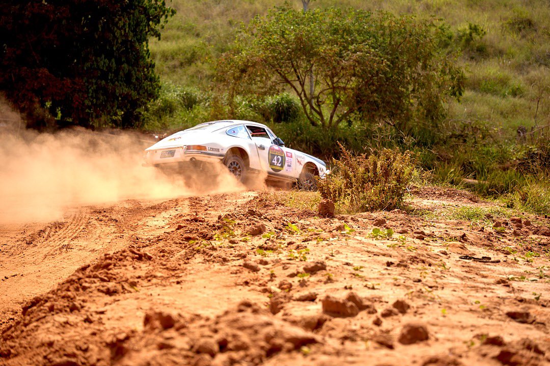 Base Titanium tweet media