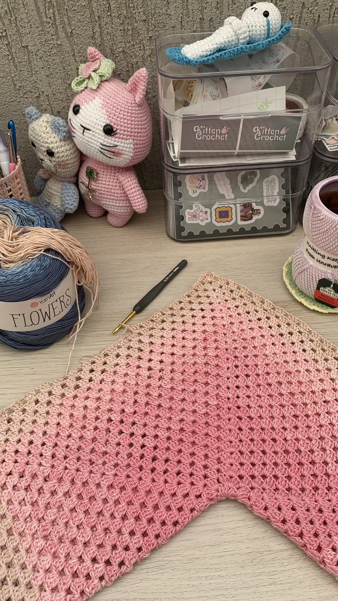 اللهم صلِ وسلم وبارك على سيدنا محمد 🩷

- تحديث للجاكيت 🌸