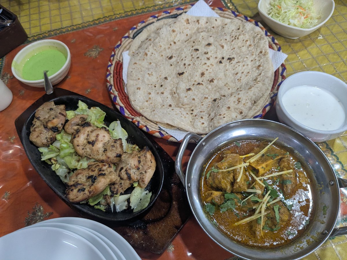 野田市 HANDI、ダムカゴーシュトとマトンプラオ。あとマラーイーティッカ。とてもおいしい。あんまり食べないちっちゃい子のぶんまでスタンプを押してくれるのでとんでもない勢いで貯まる。