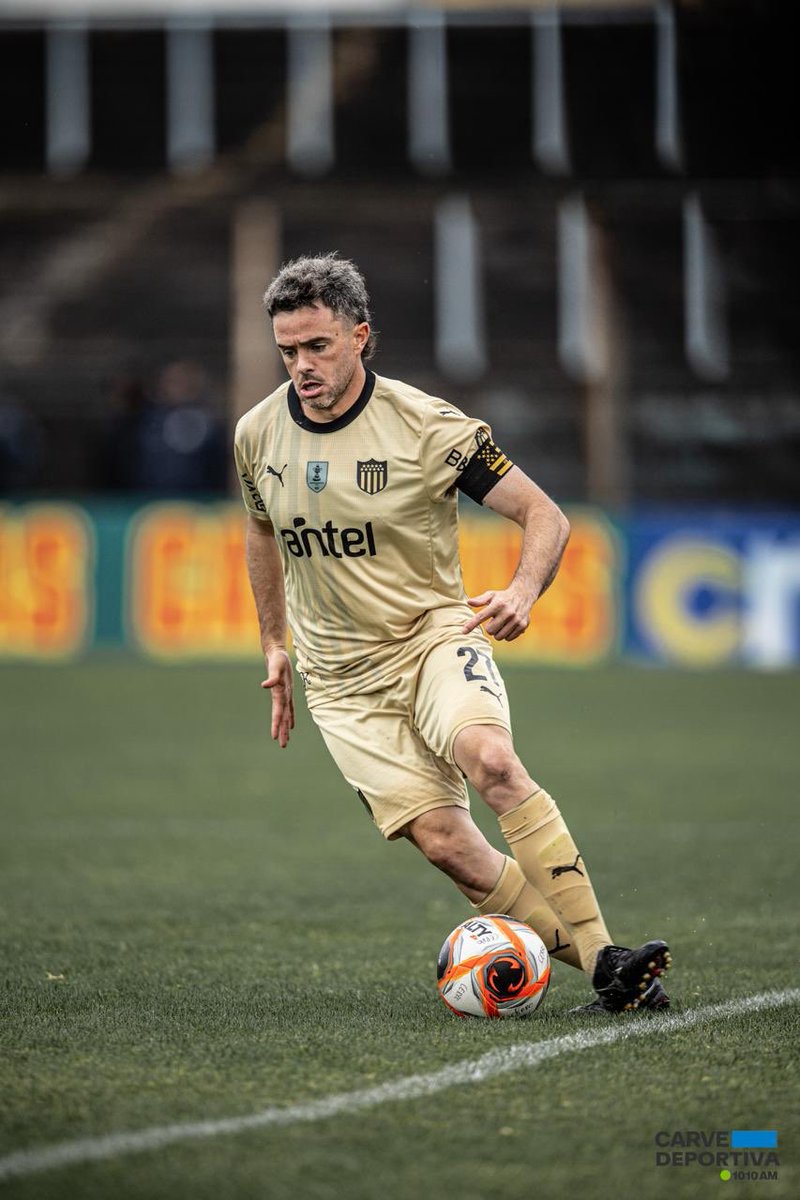 MartinCharquero's tweet image. “Decidimos no hablar públicamente del tema Diego García. Obviamente impacta para lo grupal, pero hay cosas que son más importantes que el fútbol y esta era bastante preocupante para todos nosotros porque un compañero estaba atravesando una situación compleja. Tuvimos contacto con…