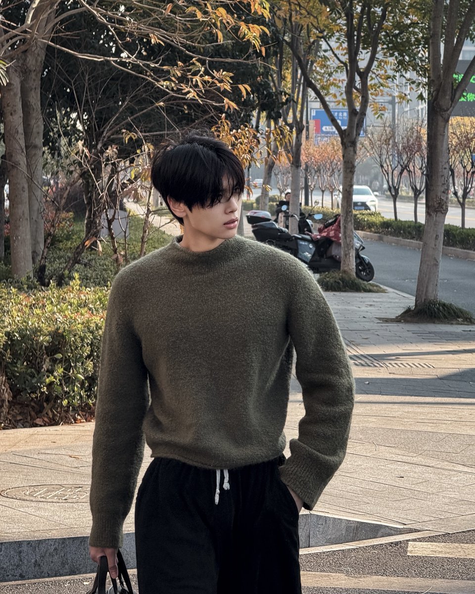 dunknatachai's tweet image. nothing without u