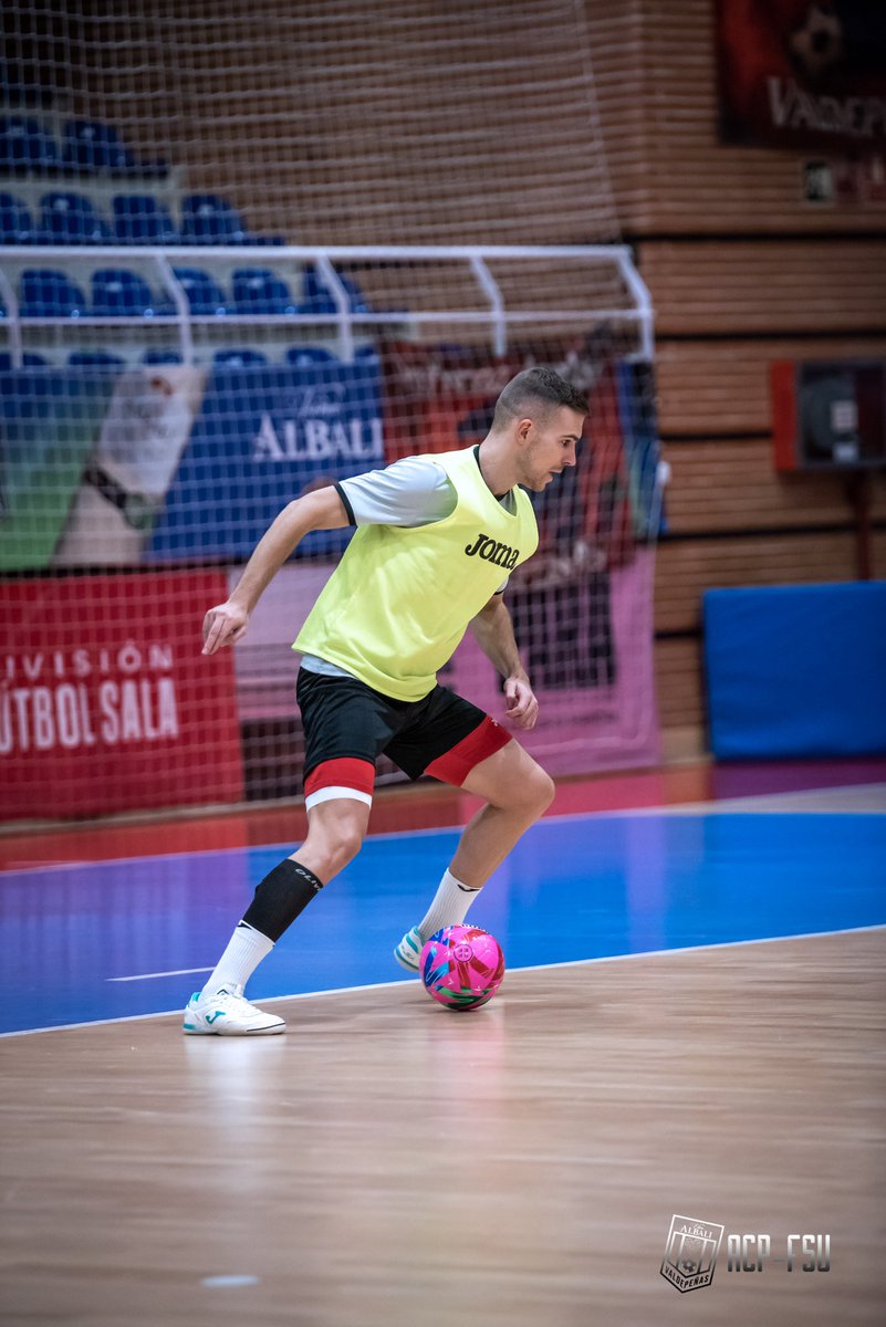 Viña Albali Valdepeñas tweet media