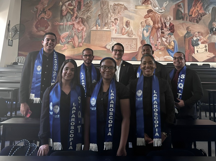 notamedicado's tweet image. Residencia de cirugía general del Hospital Regional Universitario Dr. Antonio Musa y la Filial Este del Colegio Dominicano de Cirujanos celebran certificación en cirugía laparoscópica

@cdcird