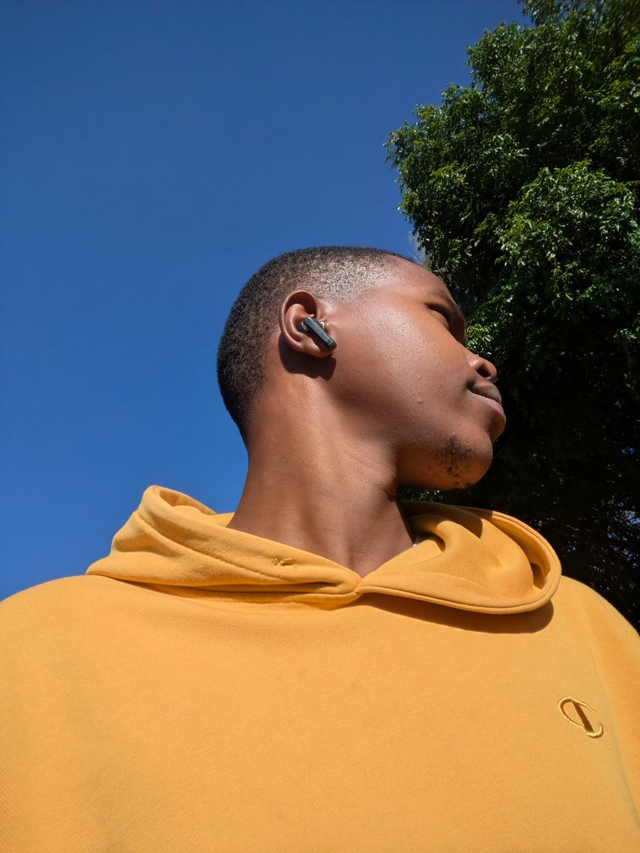 Sema hizi birthday za kisubiri mwisho wa mwaka hizi jau,
Anyway it is my birthday🎂