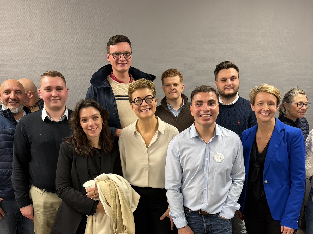 LGarnier44's tweet photo. Très belle inauguration ce soir du QG de campagne @NPoirier44 et Nicolas Raymond, nos candidats @lesRepublicains @HorizonsLeParti à Ancenis. C’est parti 🚀 https://t.co/nJPIYdlkD6