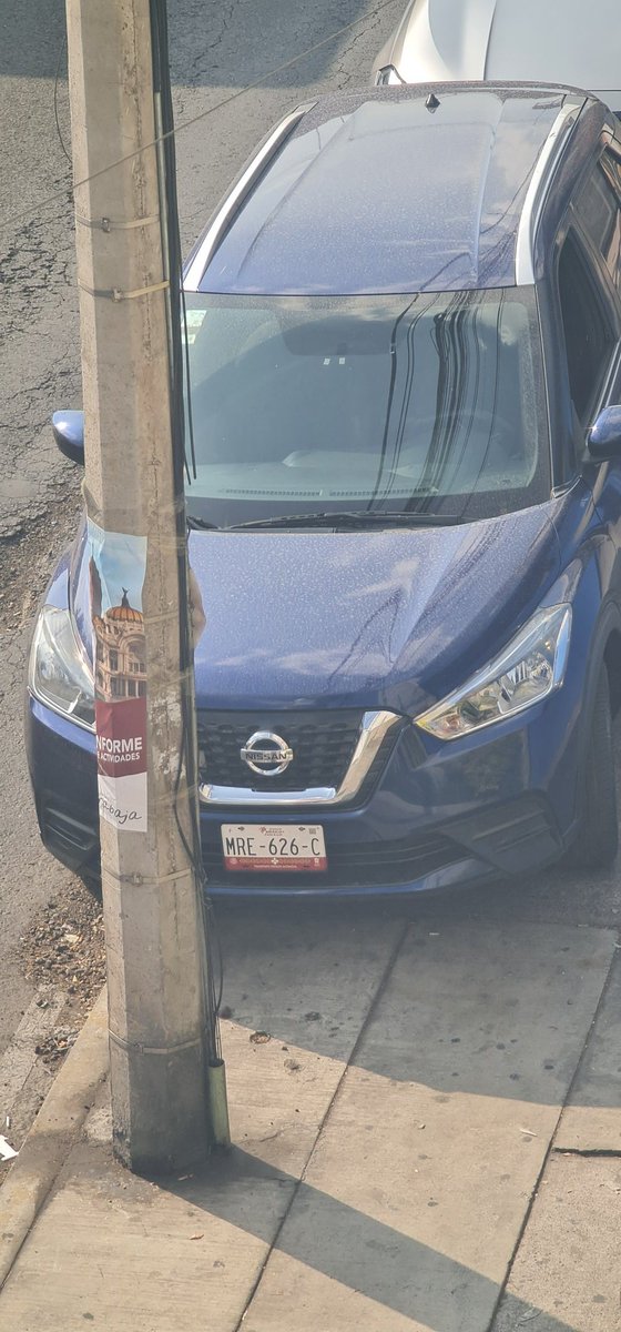 lenriqueps's tweet photo. @OVIALCDMX su apoyo con vehículos estacionados sobre la banqueta. Según reglamento de tránsito, esto no está permitido. 

Avenida Te 780 casi esquina con Río Churubusco, Granjas México, Iztacalco. Frente a la @IztacalcoAl.

@LaSEMOVI @SSPCMexico @supercivicosmx https://t.co/tD0cDIKiPj