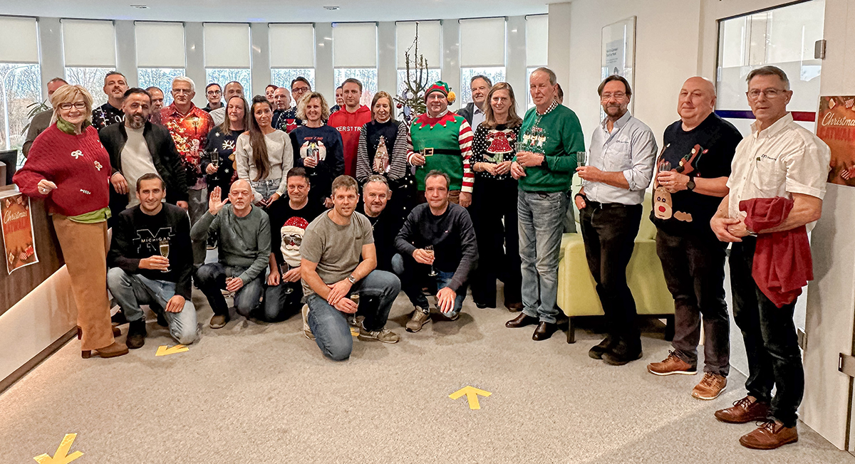 DieboldNixdorf's tweet photo. Holiday cheer across DN!
❄️ Kosice: kids crafted ornaments & met St. Nick
🎅 Pilsen: gifts & fun for 60 little ones
🎄 Belgium: cozy office festivities & tree decorating
Thanks to all who made the season bright! ✨
#WeAreDN #DNproud https://t.co/LewEIH8PDU