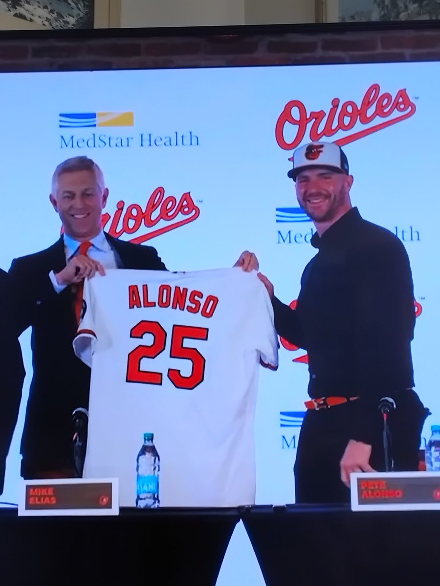 3rdBestMJ's tweet image. Pete Alonso