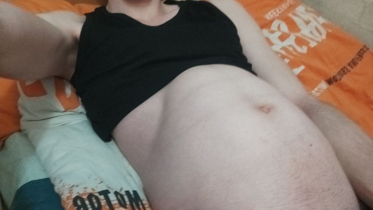 vladosman28416's tweet photo. #bigbelly #bigtummy #bellyinflation #tummyinflation #roundbelly #roundtummy #sexybelly #bellybutton #bellybuttonbelly #sexytummy #bigbelly #bloadingbelly #bigtummy #roundbelly #bellybutton #chubbybelly https://t.co/nbi28PNgM0