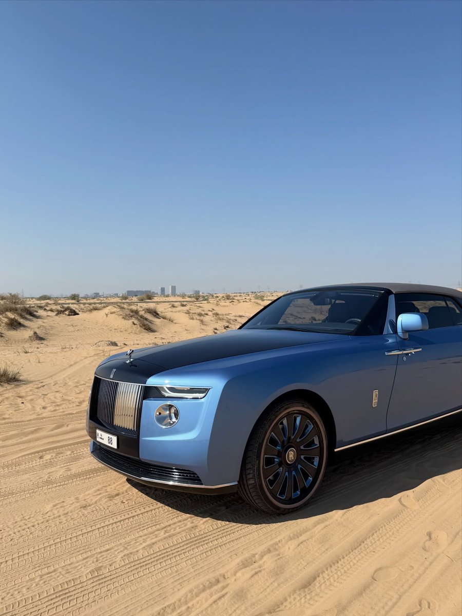 competitionreal's tweet image. Rolls Royce Boat Tail 🖤💙