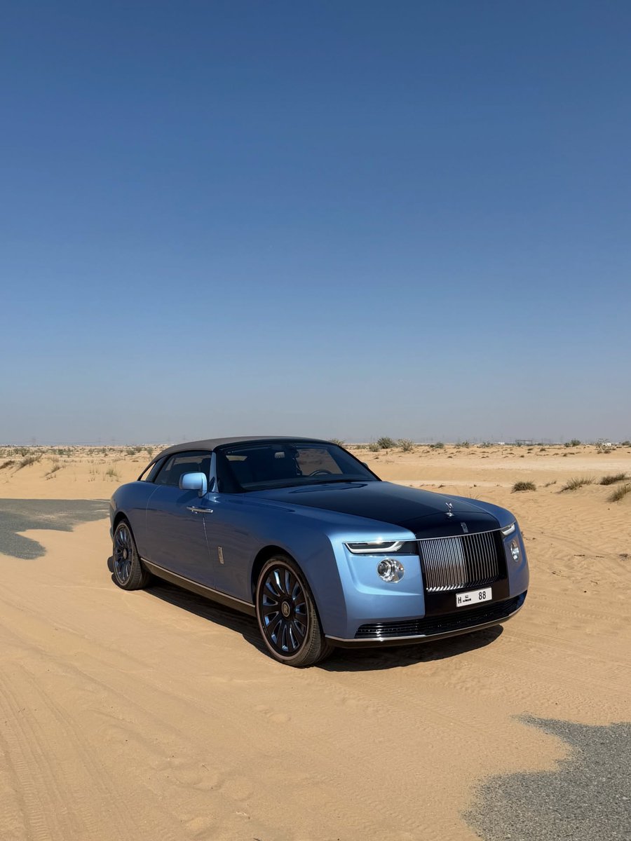competitionreal's tweet image. Rolls Royce Boat Tail 🖤💙