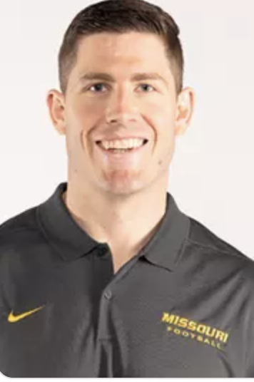 PeteThamel's tweet photo. Sources: Washington State has targeted Missouri offensive coordinator Kirby Moore to be the school's next coach. The sides are working toward a deal, that's expected to come together today. He's a former wide receiver at Boise and the former Fresno State OC. https://t.co/O0OMnjdyVI