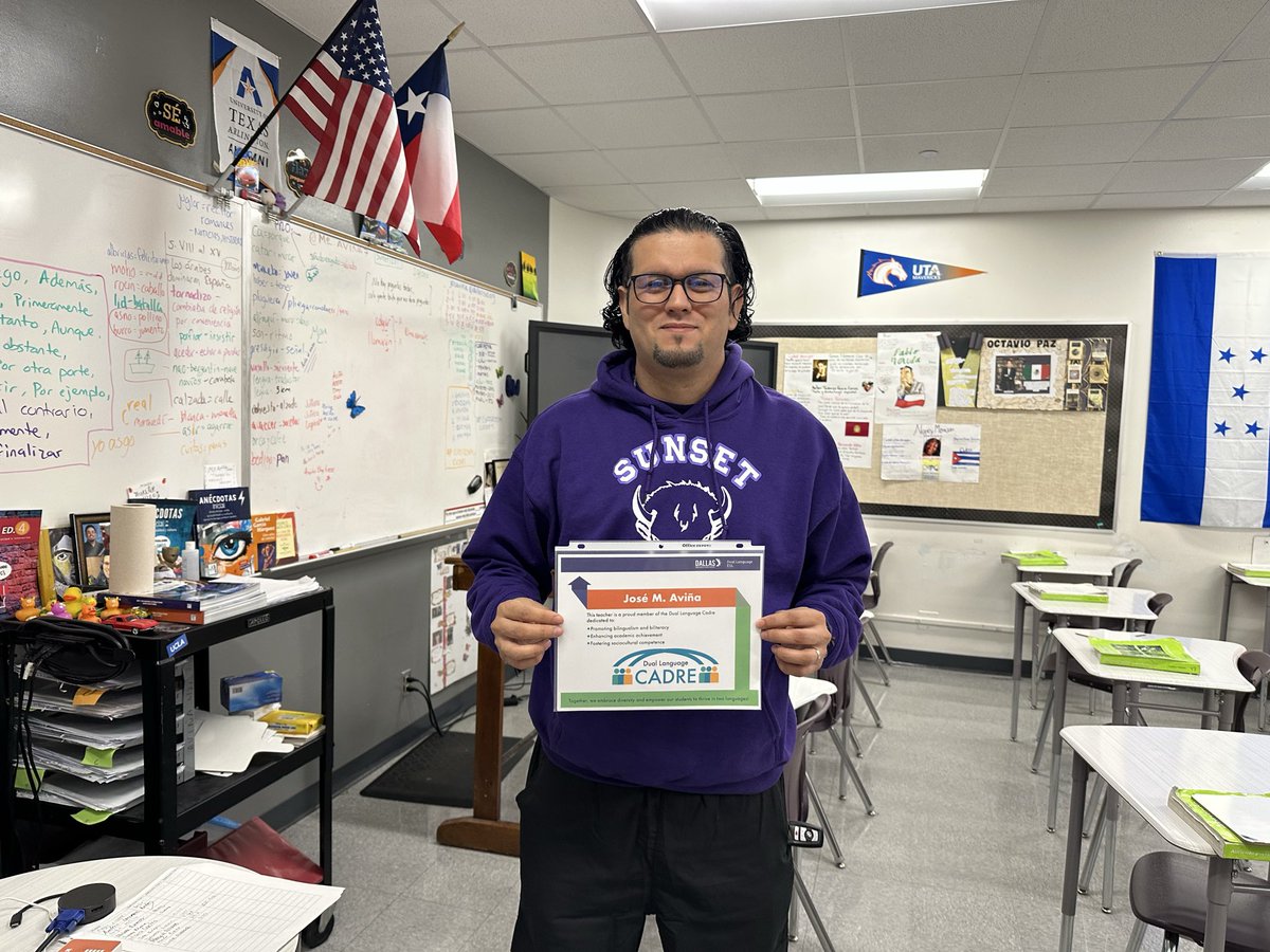 Angela Santoyo- DL tweet media