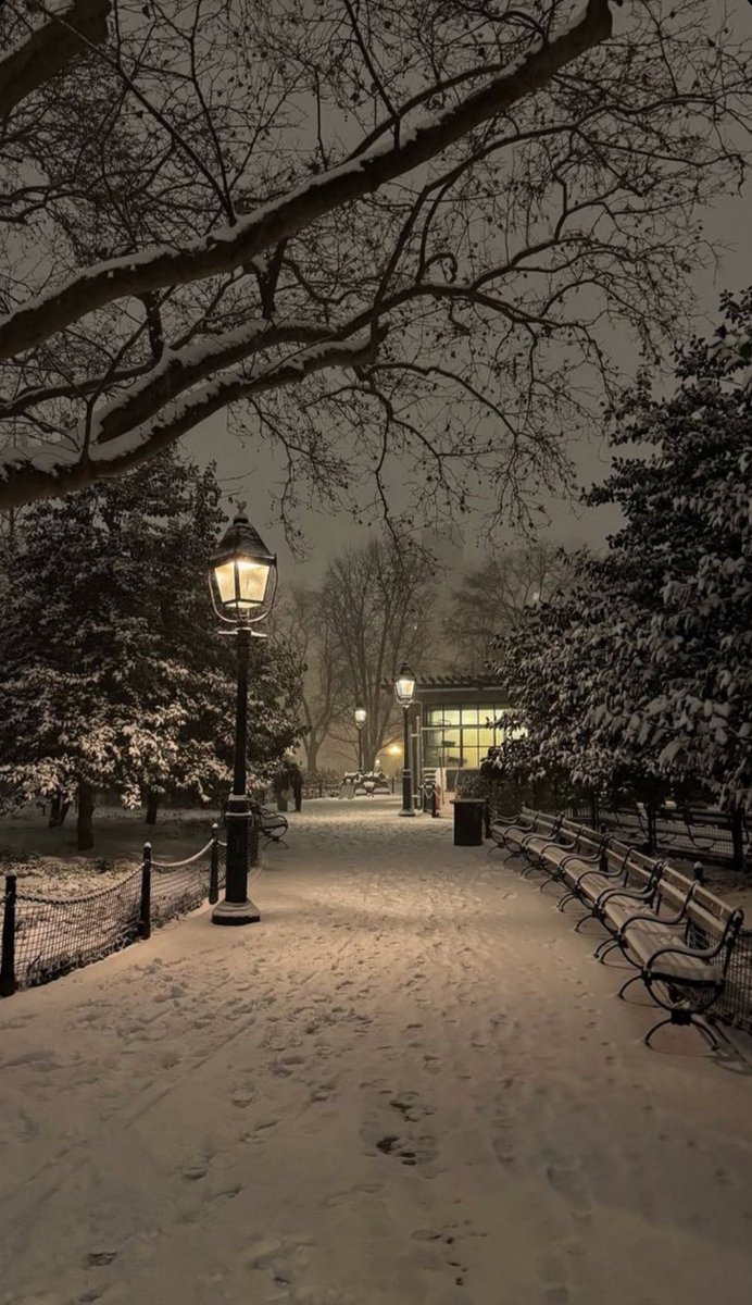 e' (@sanirimdeliii) on Twitter photo 