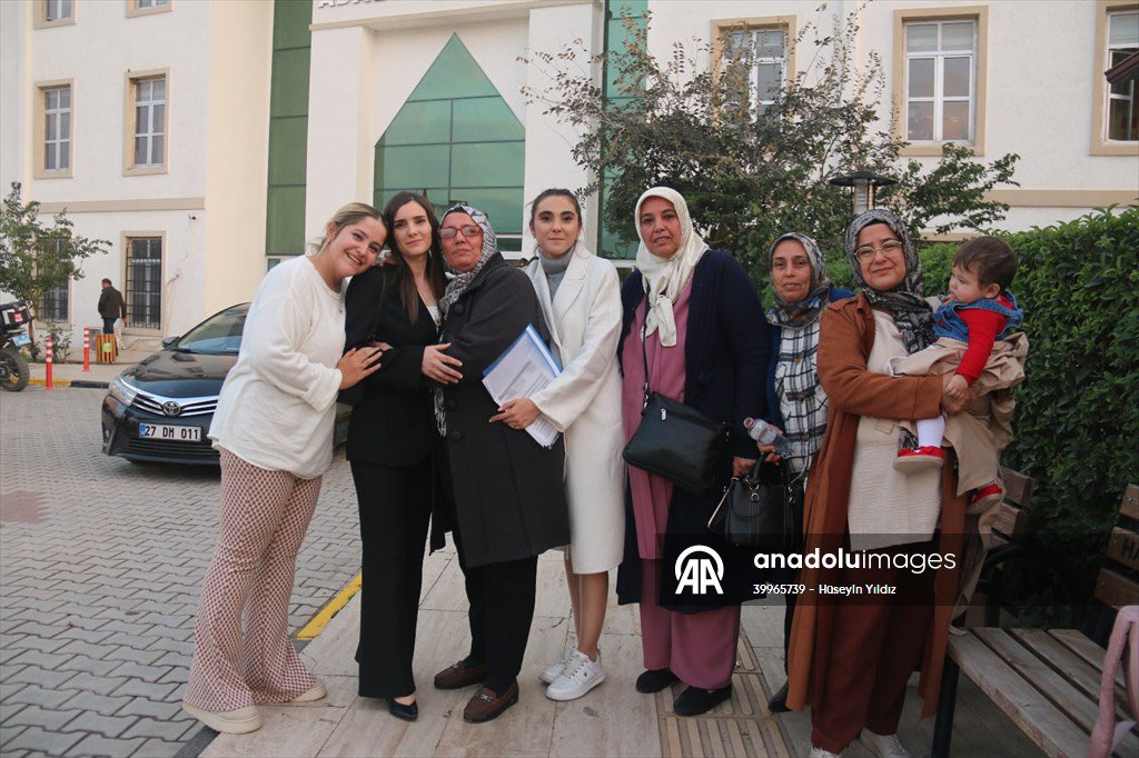 Hatay'ın Kırıkhan ilçesinde eşini bıçakla yaralayan tutuklu sanığa 20 yıl hapis cezası verildi. #hatay #kırıkhan #kadın #şiddet <a href="/anadoluajansi/">Anadolu Ajansı</a>