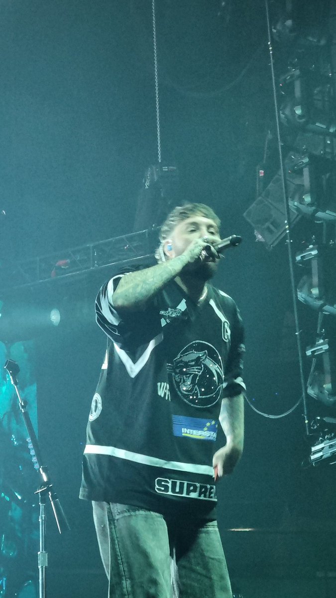 happylilly70's tweet photo. You did absolutely amazing @JamesArthur23 so so happy for you and proud of you, that was outstanding and so beautiful, you and the whole band, what a concert 😍🥰🩵 more words to come 😁❤️ so much love coming your way love you xx https://t.co/1NHNMyus0m