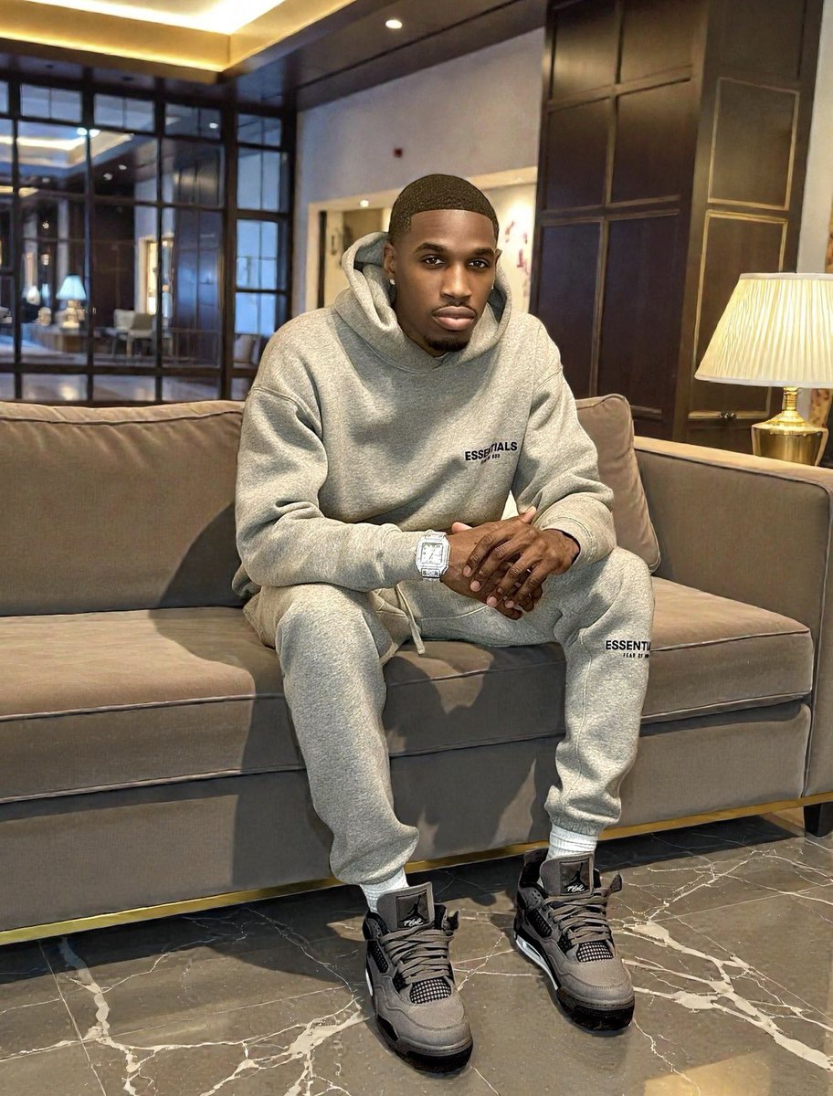 MeekAlphonso's tweet photo. one night only 🌃 https://t.co/OFVbTN9ow0