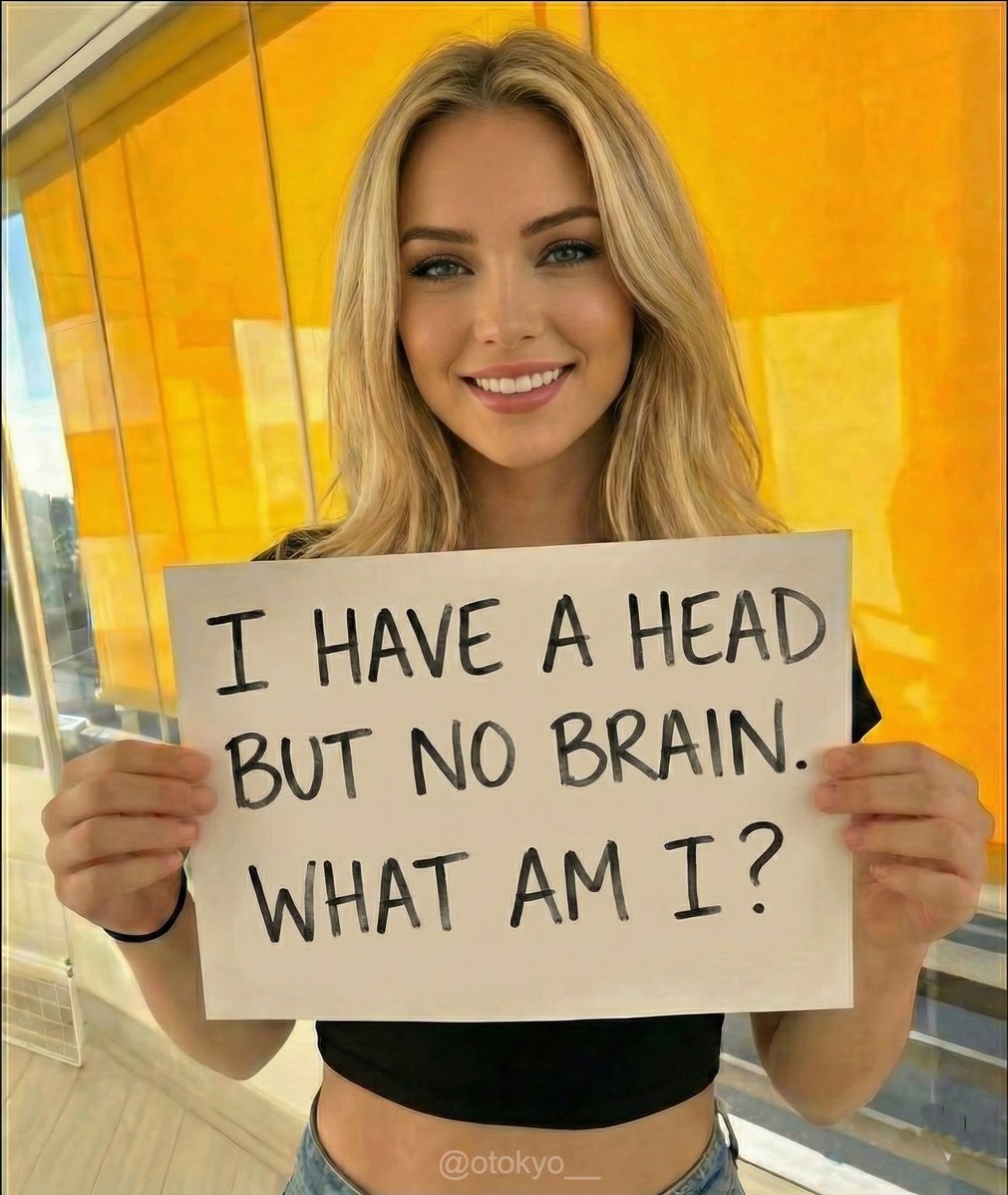 otokyo__'s tweet image. Who has an answer to this question????