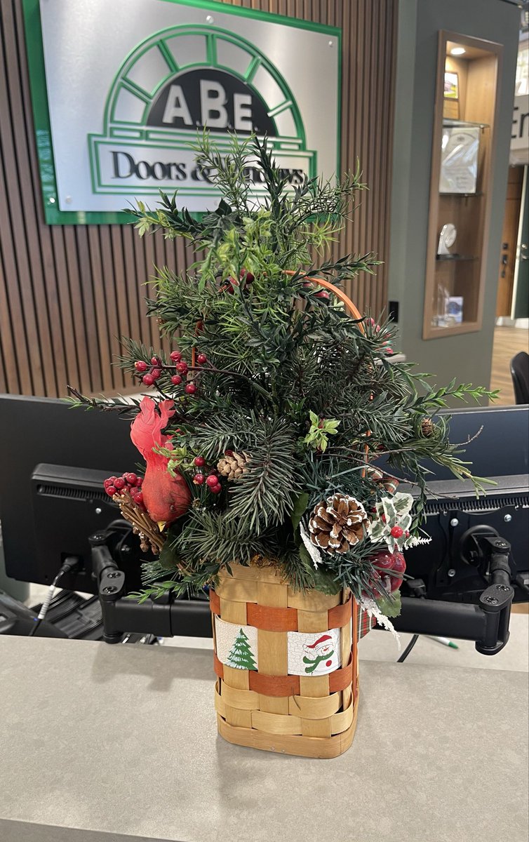 ABEDoorsWindows's tweet photo. The office has transitioned to the holiday spirit! The wreathe on a door is a crucial part of the holiday season 🎄 #HappyHolidays #QualityandValue https://t.co/78TmcT47el