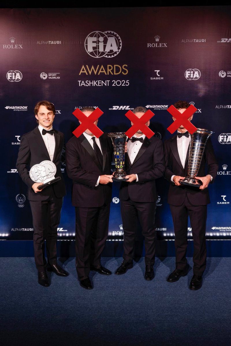 verspias's tweet image. OH YES