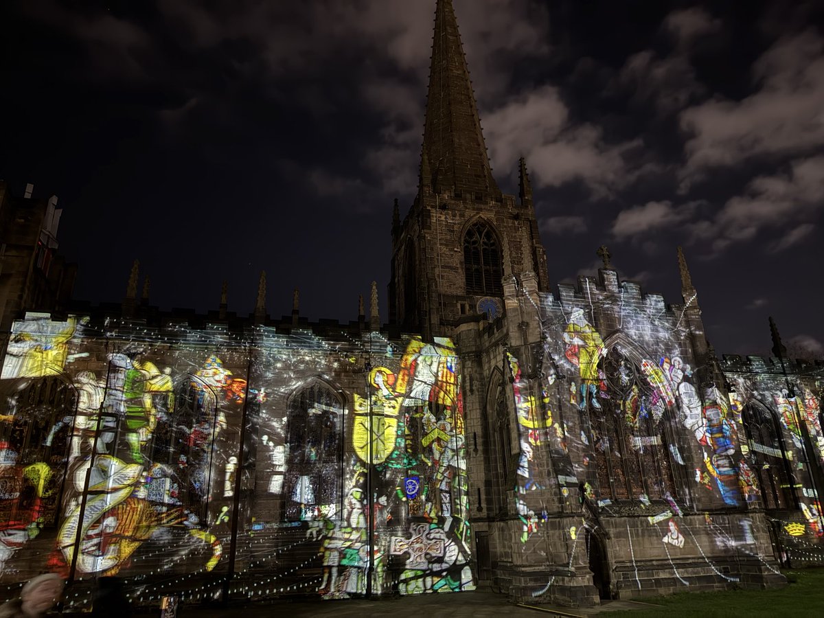 HeadHowardSch's tweet photo. @sheffcath looked amazing at the Light Up Sheffield event last night. Always enjoy visiting the Christmas market this time of year. https://t.co/XUMzmR1Rfc