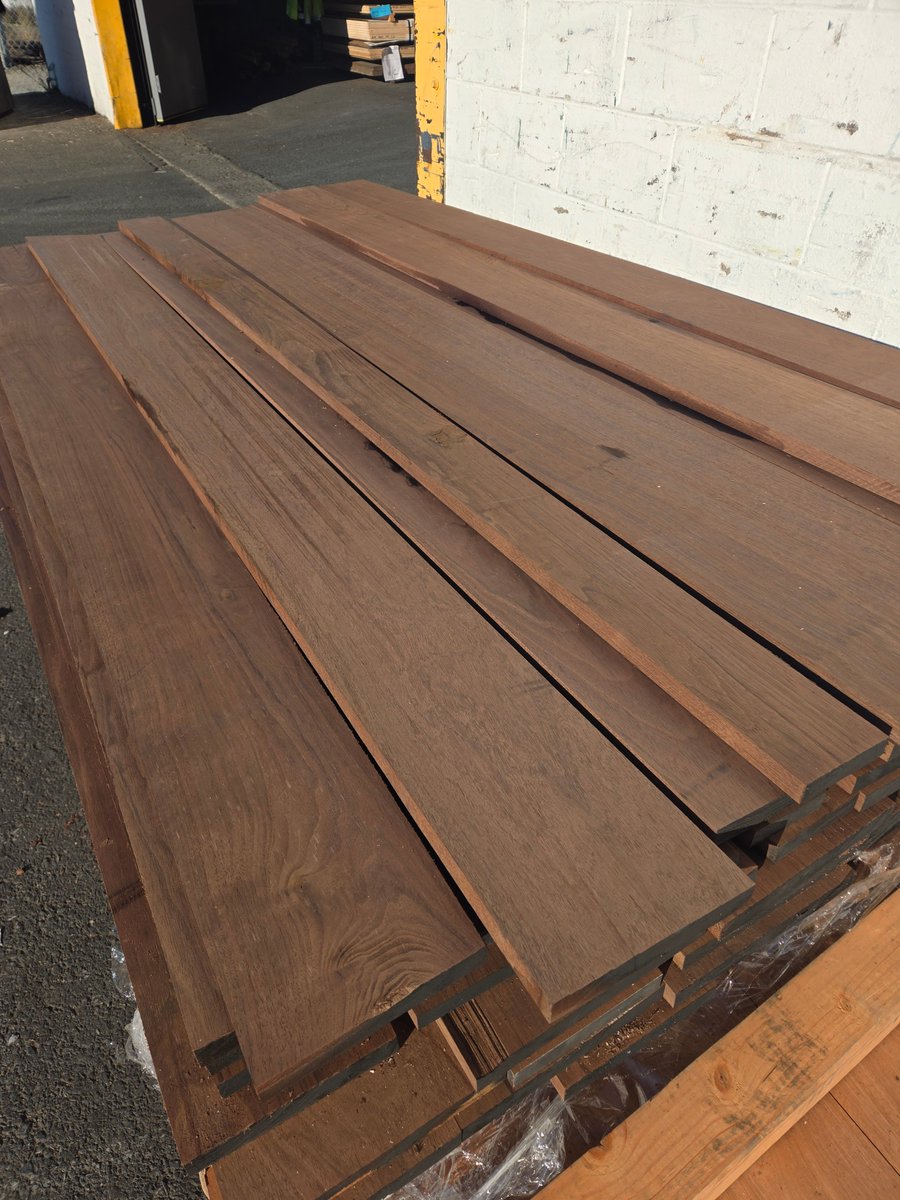 MacBeathHrdwood's tweet photo. 25% OFF Peruvian Walnut lumber!
Save through Dec. 31st!
Another stack of 4/4 just arrived this morning!
-
-
-
#macbeath #hardwood #lumber #woodworking #nogal https://t.co/wmMflX3jFU