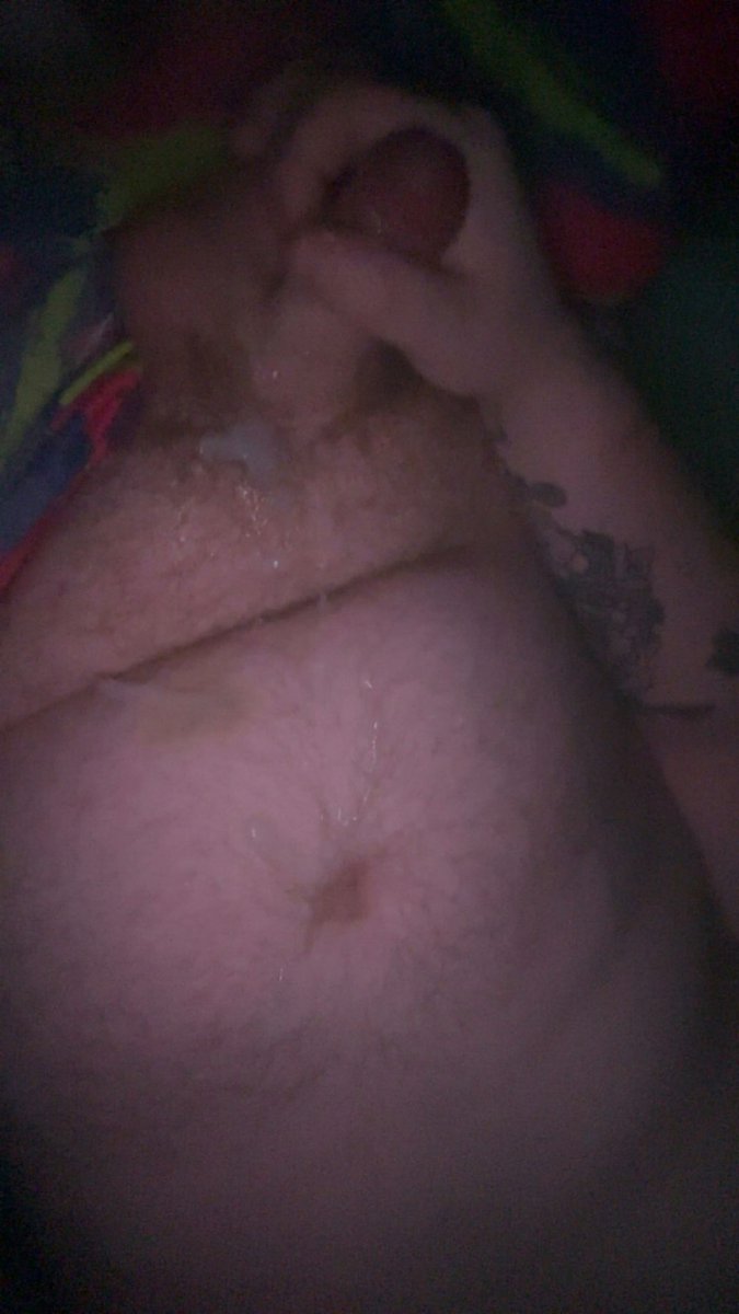 When the horn hits you gotta blow off some steam 

#gay #nsfwtwt #cum #jerking #gaybear