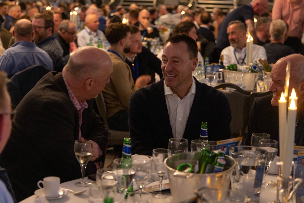 GalaEventsUK's tweet photo. Our Lunch with the Premier League Captains was another belter last week 🔥

Thanks to @JohnTerry26, @TonyAdams and @LedleyKing for giving our guests an unforgettable afternoon 👏 https://t.co/LP5ol9RZd0