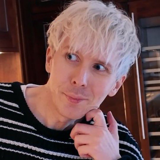 lesbinof's tweet photo. THIS COULD BE OUR WHITE BOY OF THE YEAR #VOTEPHIL #ITSNOTGONNABEEVEN #BEREALISTIC 

https://t.co/vFZ9LmvaRy https://t.co/tXlJbVUVoD