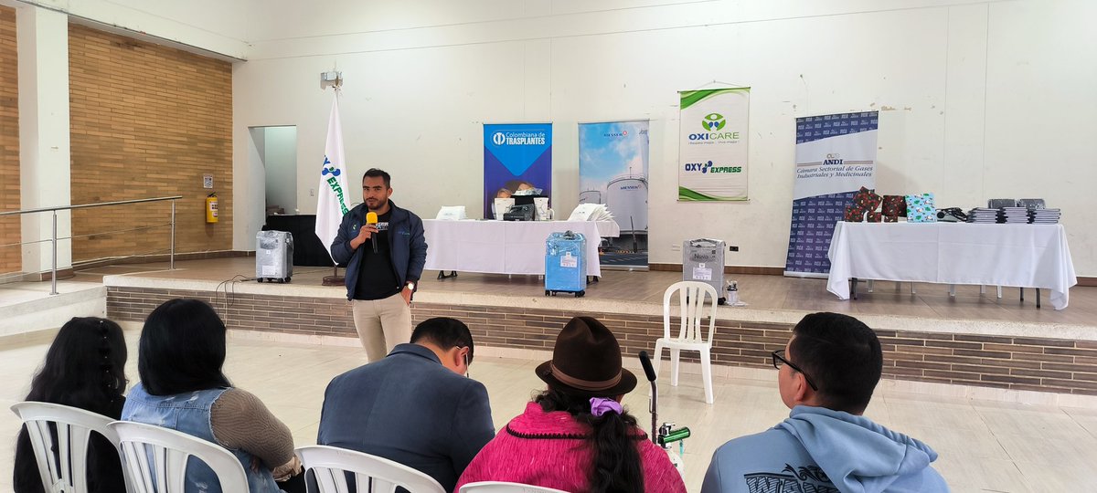 #AEstaHora Más de 100 pacientes oxígeno requirentes, de #Tocancipá, y sus cuidadores, disfrutan de nuestra Brigada de Salud, en donde tienen acceso a valoraciones médicas, capacitaciones y actividade lúdicas.
Gracias a nuestros aliados #Messer <a href="/oxyexpress/">OxyExpress SAS</a> <a href="/coltrasplantes/">COLOMBIANA DE TRASPLANTES</a>