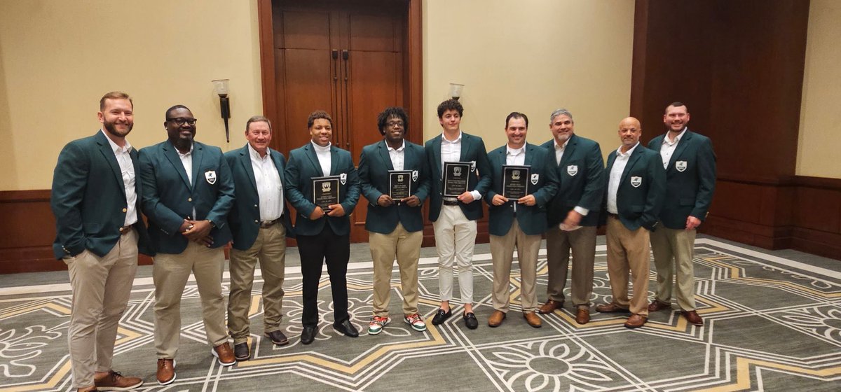 Blessed to be named OPOY by the Houston touchdown Club!! Thank you to my Coaches and Teammates for allowing this to be possible!!