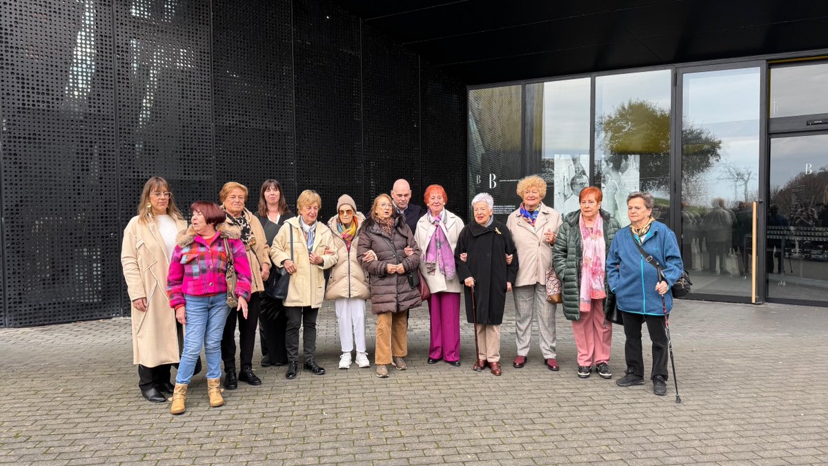 Cristóbal Balenciaga Museoa tweet media