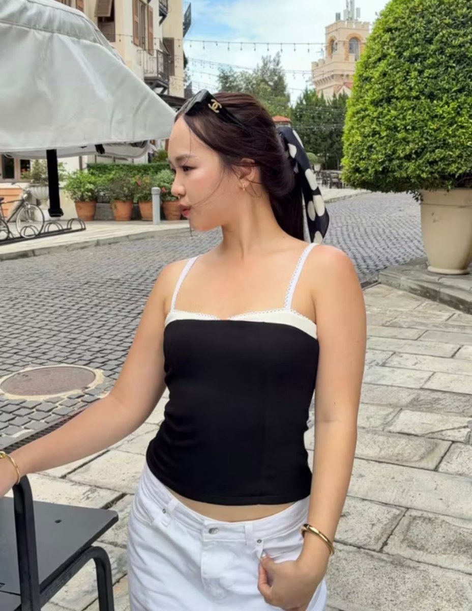 imf_______'s tweet image. ส่งต่อduex มือหนึ่ง lana top size:s สีดำ 290 รวมส่ง ใหม่มาก ซื้อมาผิดsize kaa #ส่งต่อเสื้อผ้า #ส่งต่อduex #ส่งต่อshewearbkk #ส่งต่อbeming #ส่งต่อhearteyes