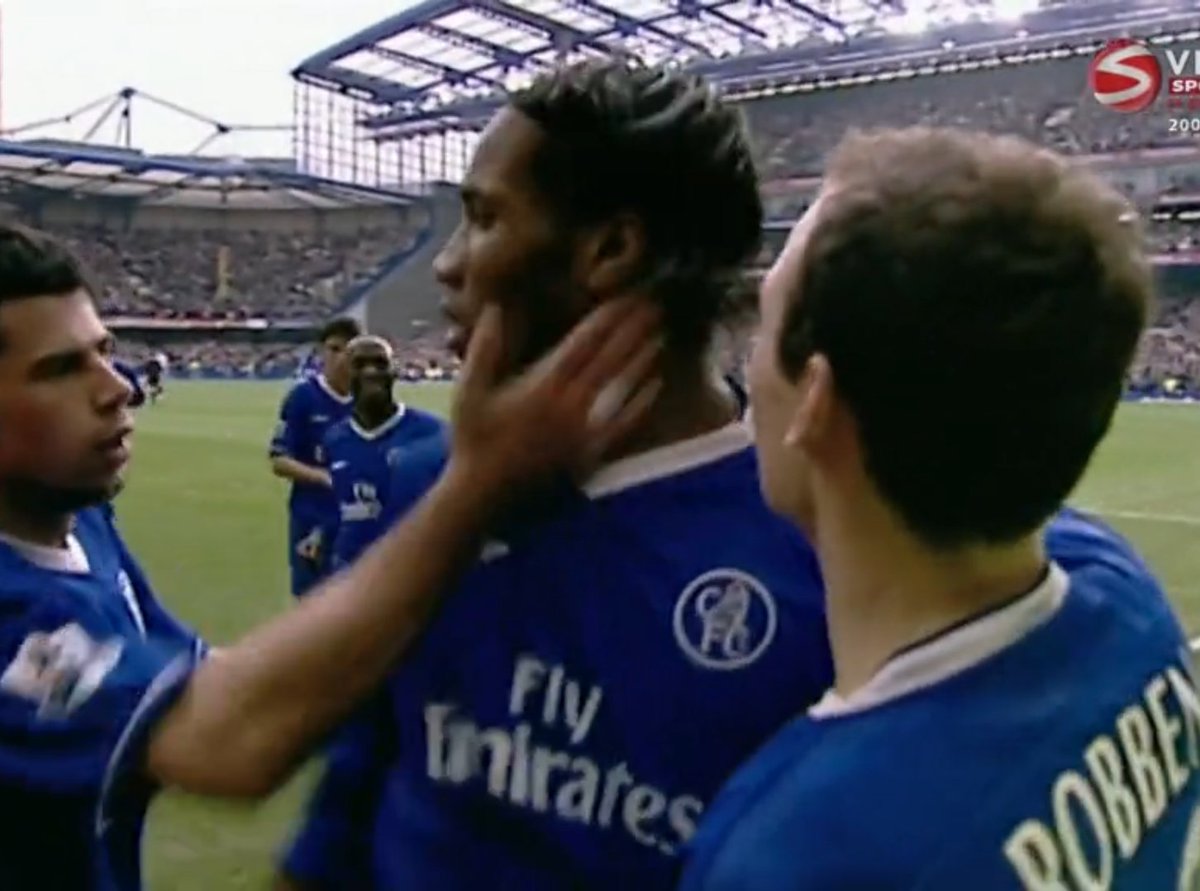 htomufc's tweet photo. the toolage of this guy in these 2005 watch-backs i've been doing of chelsea... what a striker. some of his back to goal, wall play &amp; channel running. much more than a conventional 9, nothing he couldn't do &amp; he wasn't even at his peak. an absolute nightmare to defend. https://t.co/FlWzimTxKY