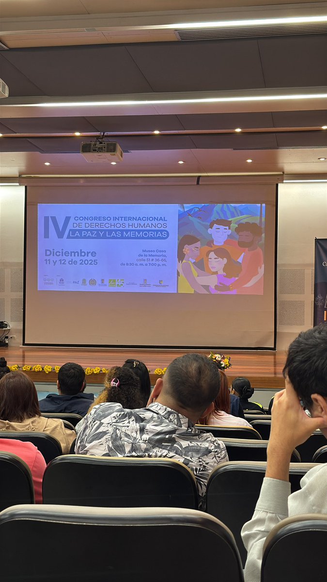 Gracias a la <a href="/DdhhValle/">MESA DDHH VALLE DE ABURRÁ</a> por la organización de este Congreso. Alta calidad de las intervenciones. Necesitamos de estos espacios para reflexionar, prevenir, proteger y garantizar la labor de los Defensores/as de Derechos Humanos.
<a href="/Sicsal1980/">SICSAL</a> <a href="/comosoc/">Comosoc</a> <a href="/mesaecumenica/">Mesa Ecumenica</a>