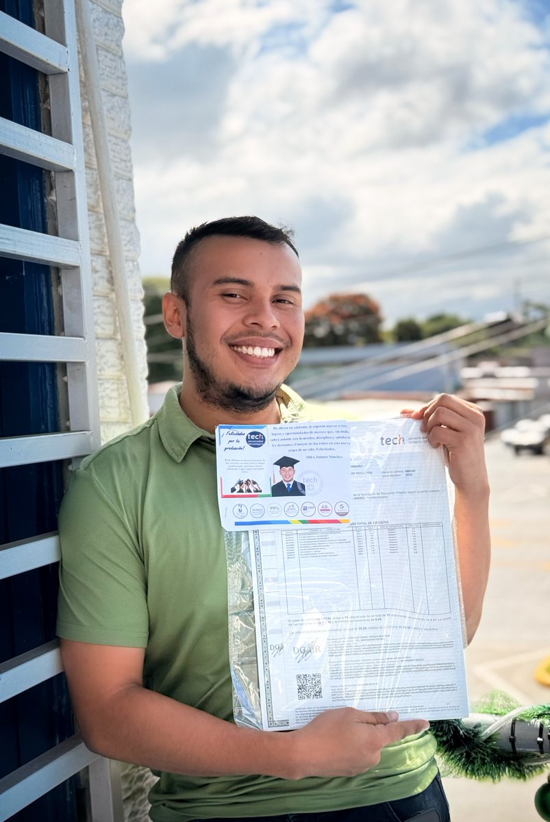 Hoy recibí físicamente mi título de Máster en Administración de Negocios Internacional, obtenido mediante beca en la Universidad Oficial de la <a href="/NBA/">NBA</a>   ¡Gracias, #TECH!

Doctorado en Educación.
Máster en Administración de Negocios Internacional.
Máster en Educación.