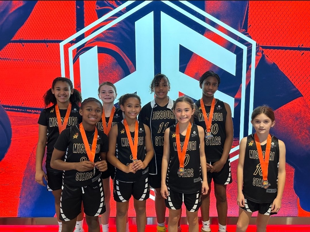 MidMapHoops's tweet image. Congratulations to the Missouri Stars 5th grade girls for being runner-up in our 3rd Annual MIDDLE OF THE MAP MAYHEM 5th Grade Division in Kansas City this past weekend! Way to play girls! #MiddleOfTheMapHoops #Mayhem