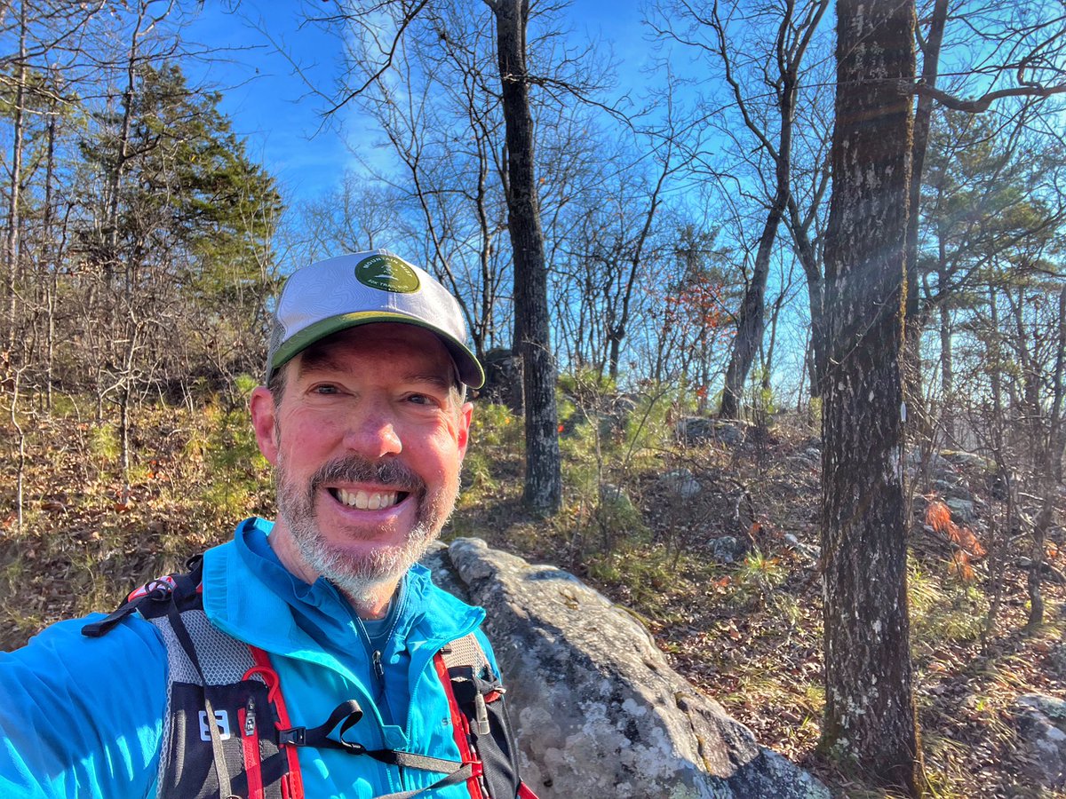 BillRunner65's tweet photo. Nice sunrise on the trails this morning out at Oak Mountain State Park on our run. https://t.co/GjC1x2v9UN