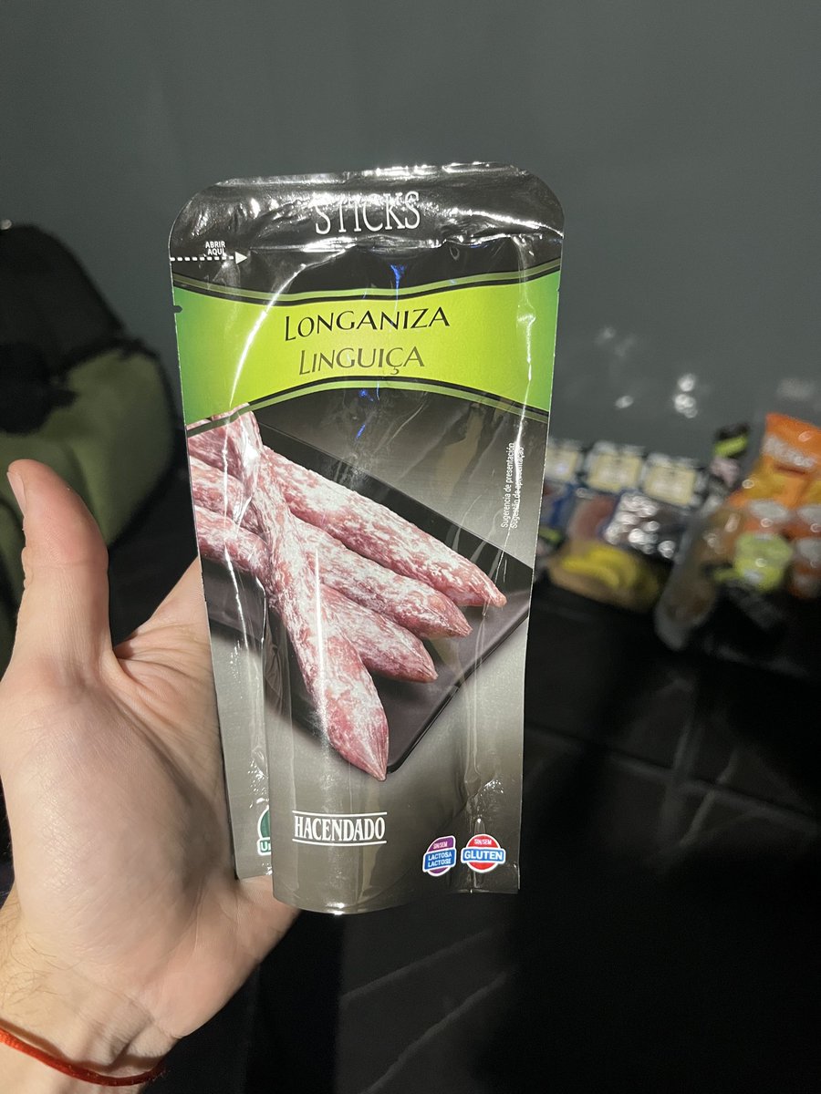 Besemonos y comamos salamitos