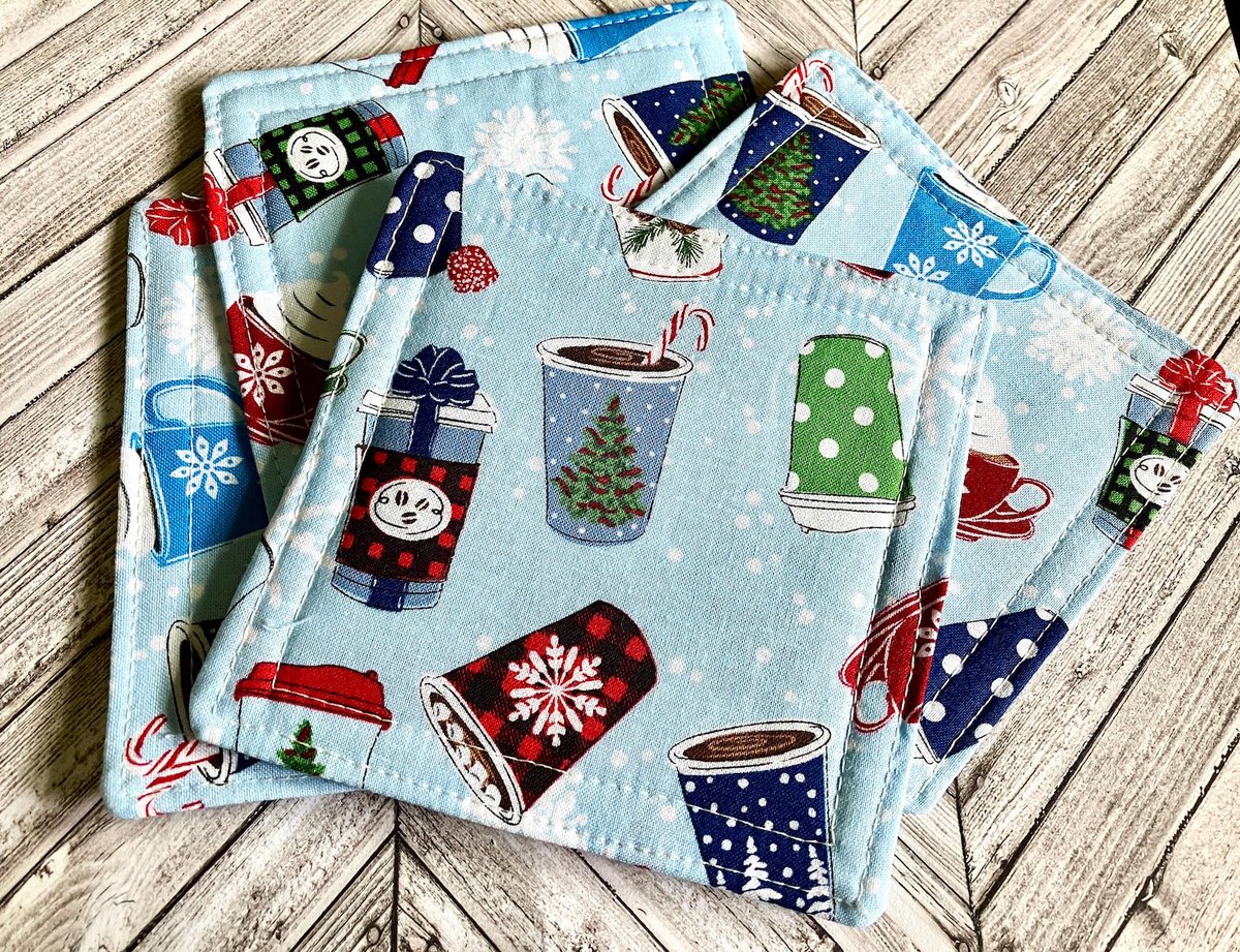 PamelaBaker67's tweet photo. https://t.co/0r3doKKO2g @clairemdesigns2 #SDFTT #HotCocoaCupsWinterFabric #HandmadeCoasters https://t.co/YF9wonBjz6