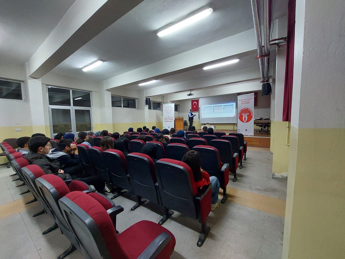 Fen Lisesimizde TÜBİTAK 2204 Araştırma Projeleri Yarışmalarının tanıtımını yaparak katılımı teşvik etmek amacıyla bilgilendirme toplantıları düzenlendi.
<a href="/ayhanozturkmeb/">Ayhan Öztürk</a> <a href="/akadiraltay47/">Abdulkadir ALTAY</a> 
<a href="/SancakGundogdu7/">@SancakGundogdu</a>