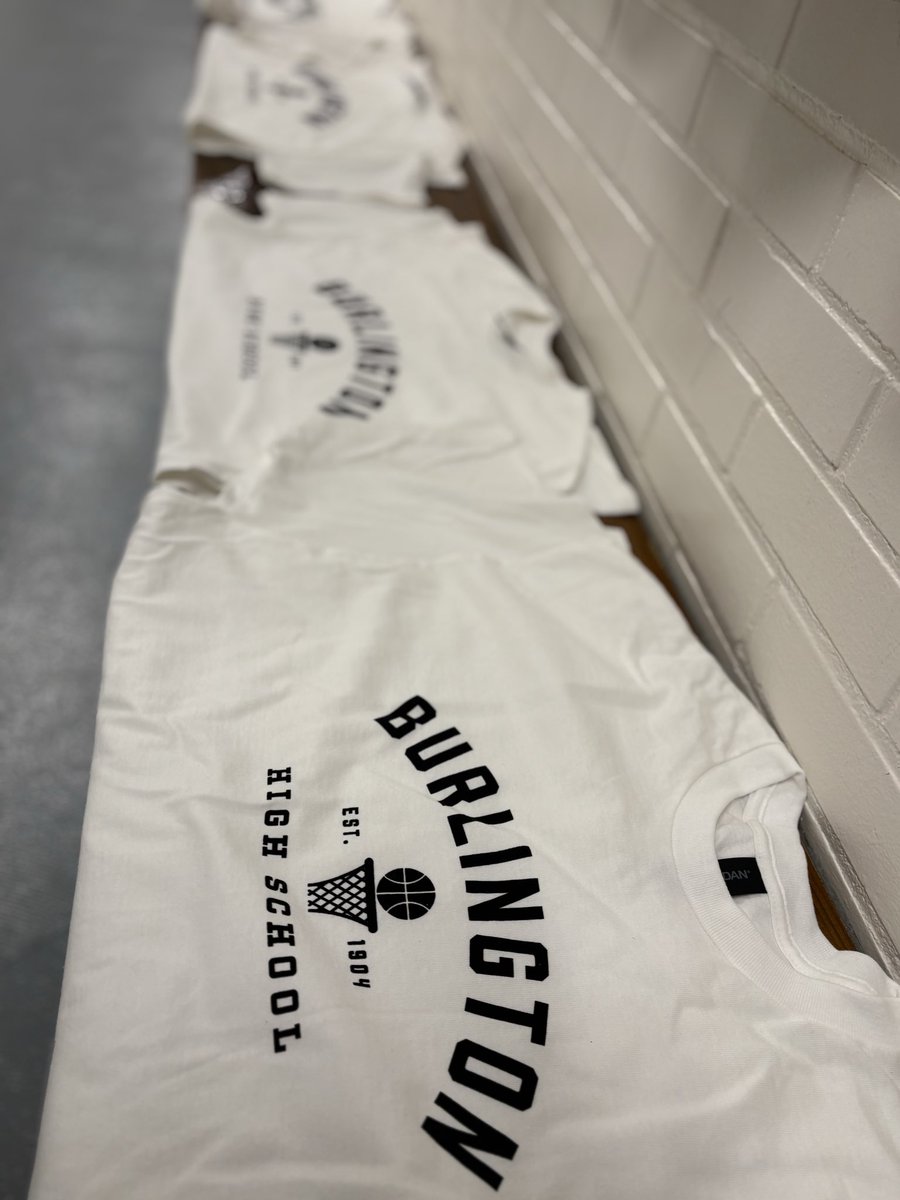 Tonight we pay tribute to the past. Burlington High School was established in 1904 and served as the predecessor to Walter M. Williams High School. Shout out to all graduates of Burlington High School.  #GoLadyDawgs  🏀  #Together