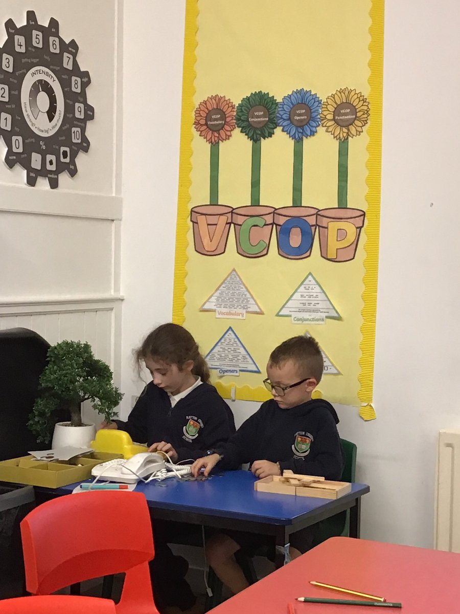P3.4 have been learning through play this week as the pupils created their own café. From creating menus and adverts to writing receipts and adding totals, they applied their maths skills in a fun and meaningful way. Miss Reid has been served delicious meals all week long!