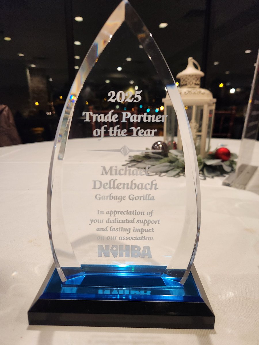 _GarbageGorilla's tweet photo. Thank you to #NorthernIllinoisHomeBuildersAssociation for the honor &amp; recognition. We are blessed &amp; grateful to serve this association &amp; its members. We're looking forward to the holiday season &amp; an exciting 2026!

#GG #GarbageGorilla #CrushYourDumpster #CrushYourGoals https://t.co/q524NhbZEs