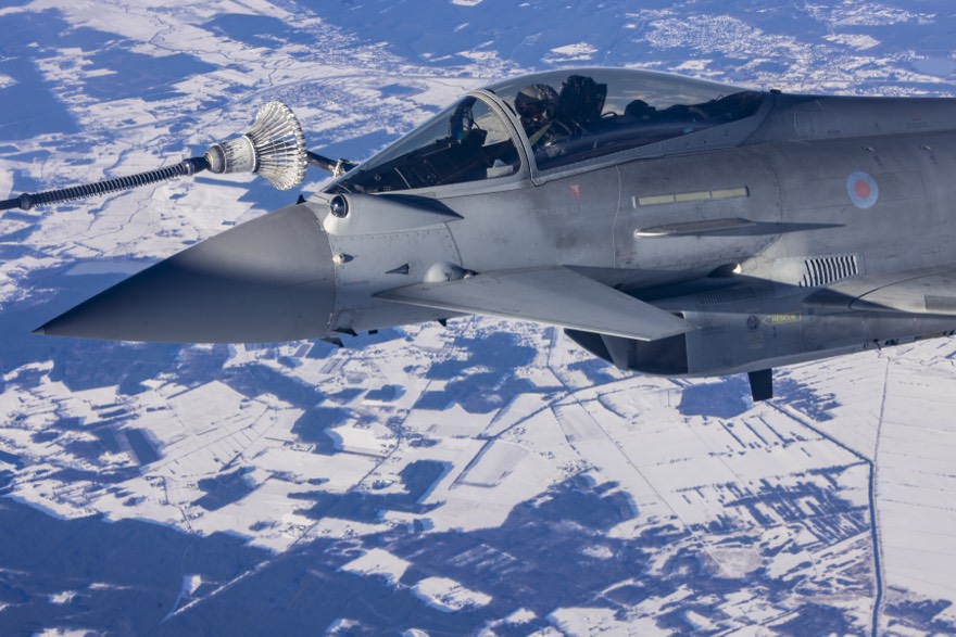 RoyalAirForce's tweet photo. Happy Phoon Friday! 🇬🇧🇫🇮🇸🇪
Whilst the Typhoons take the spotlight, spare a thought for the Air Mobility Force, running the RAF’s petrol station in the sky. ⛽
#WeAreNATO #FlyandFight #PhoonFriday
@NATO @DefenceOps https://t.co/VuFjRjnNvC