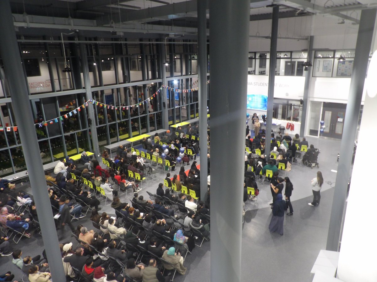 Dixons McMillan Academy tweet media